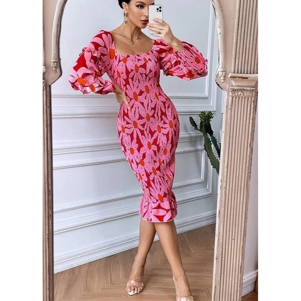 Sarin Mathews Floral Dress Women Medium Pink Red Smocked Ruffle Retro Barbie NWT